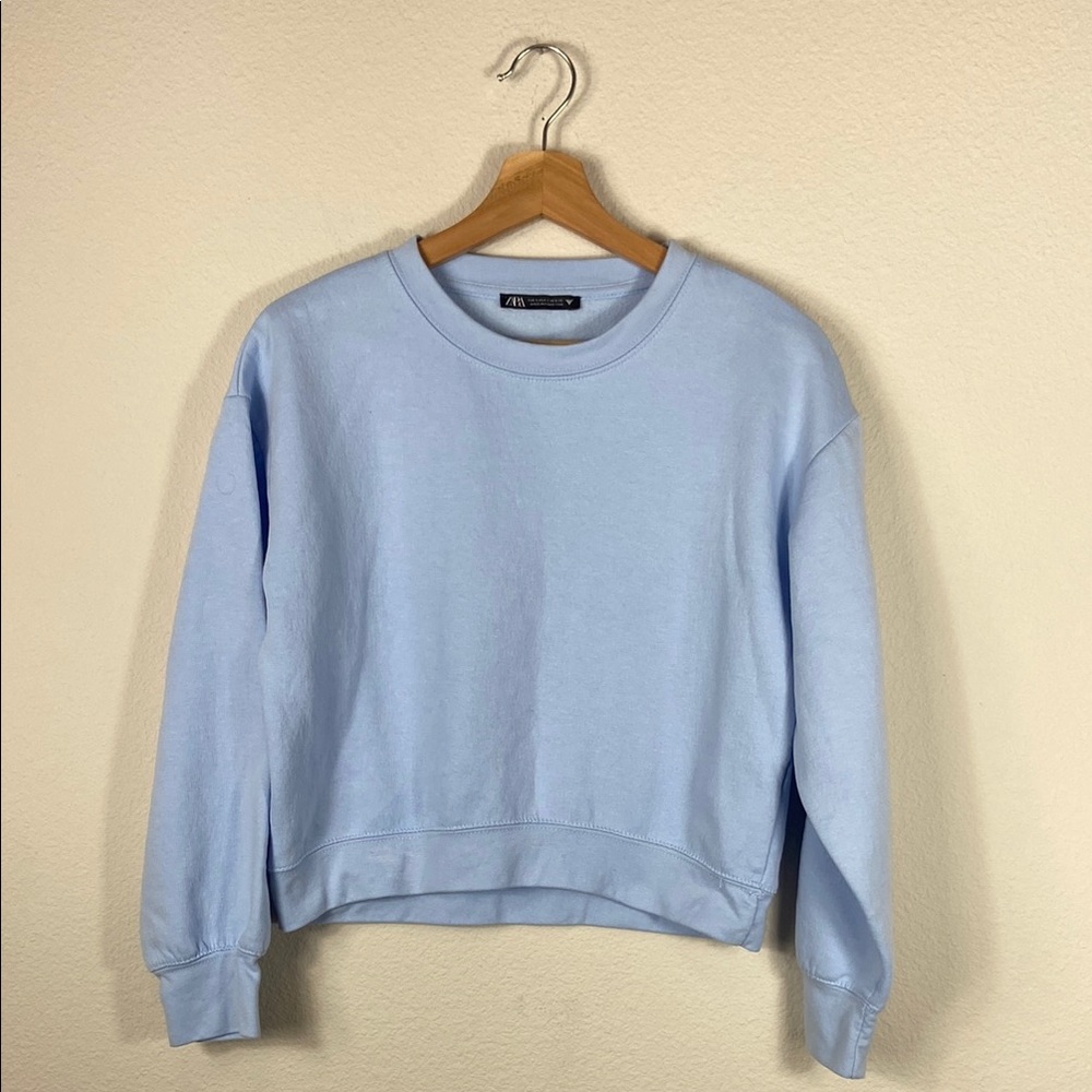 Zara Women’s Light Blue Sweatshirt Size S